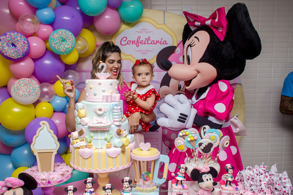 festa infantil minnie confeitaria confeiteira rio de janeiro recreio dos bandeirantes decoração menina