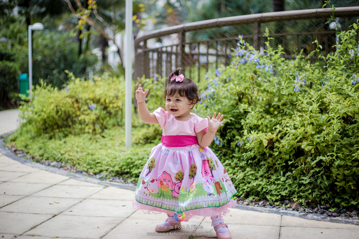 festa infantil tema fazendinha decoração menina barra da tijuca cidade jardim externo ar livre