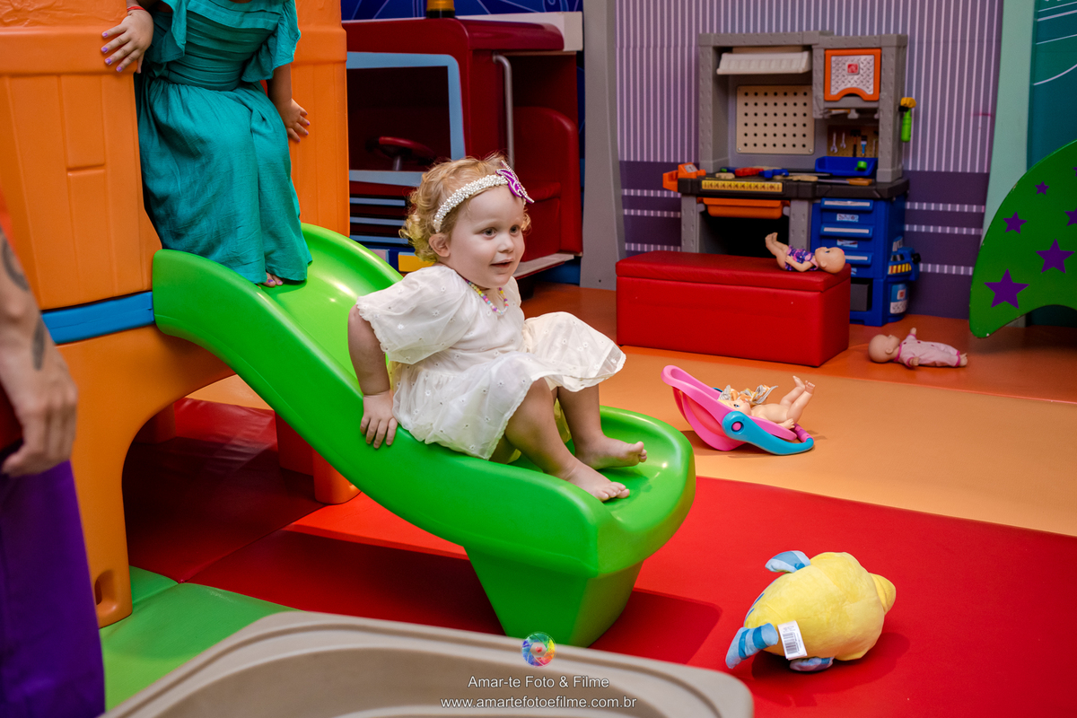 festa infantil princesas frozen pequena sereia fundo do mar ariel elsa anna rio de janeiro barra da tijuca kids park menina decoração