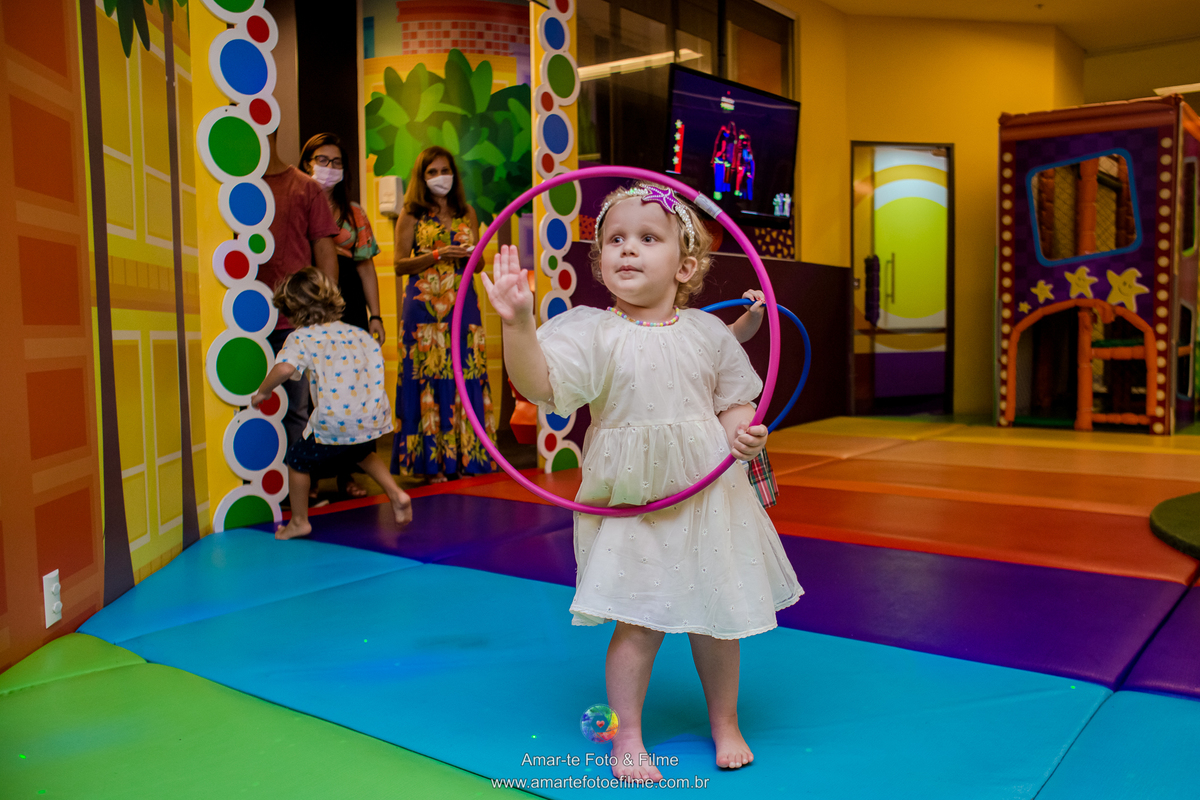 festa infantil princesas frozen pequena sereia fundo do mar ariel elsa anna rio de janeiro barra da tijuca kids park menina decoração