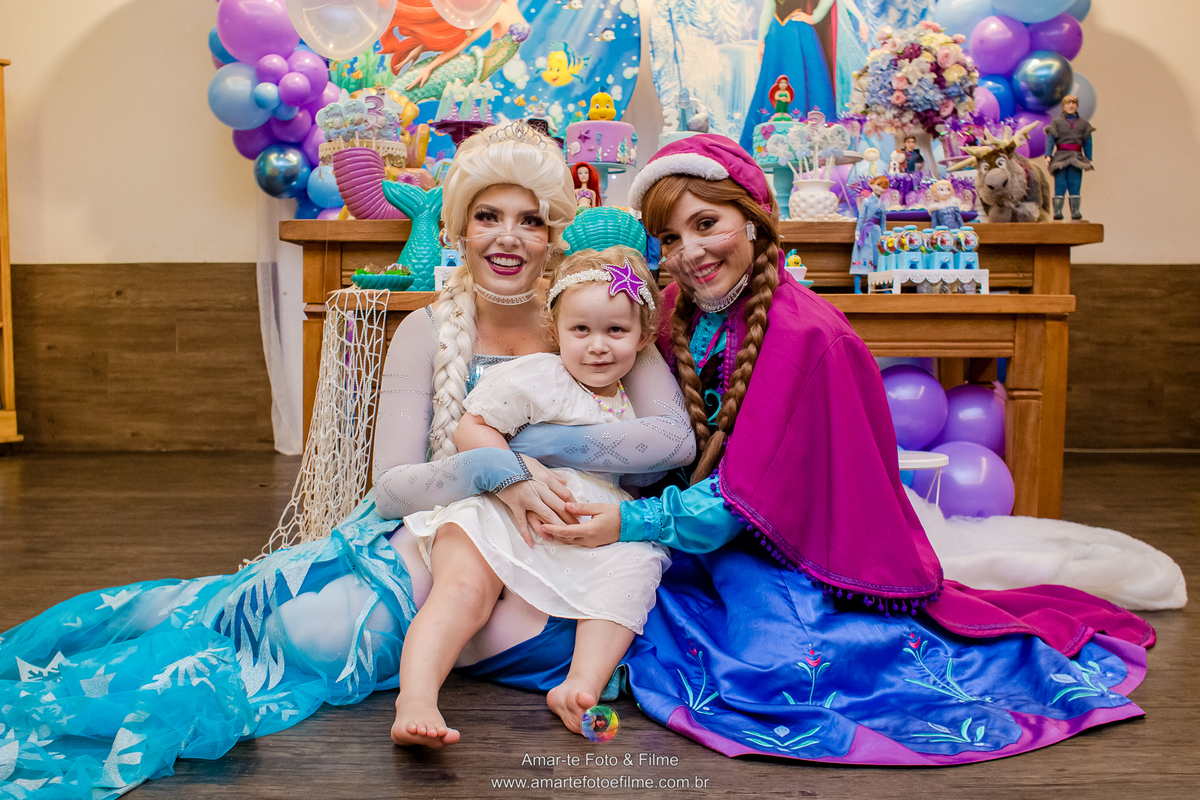 festa infantil princesas frozen pequena sereia fundo do mar ariel elsa anna rio de janeiro barra da tijuca kids park menina decoração