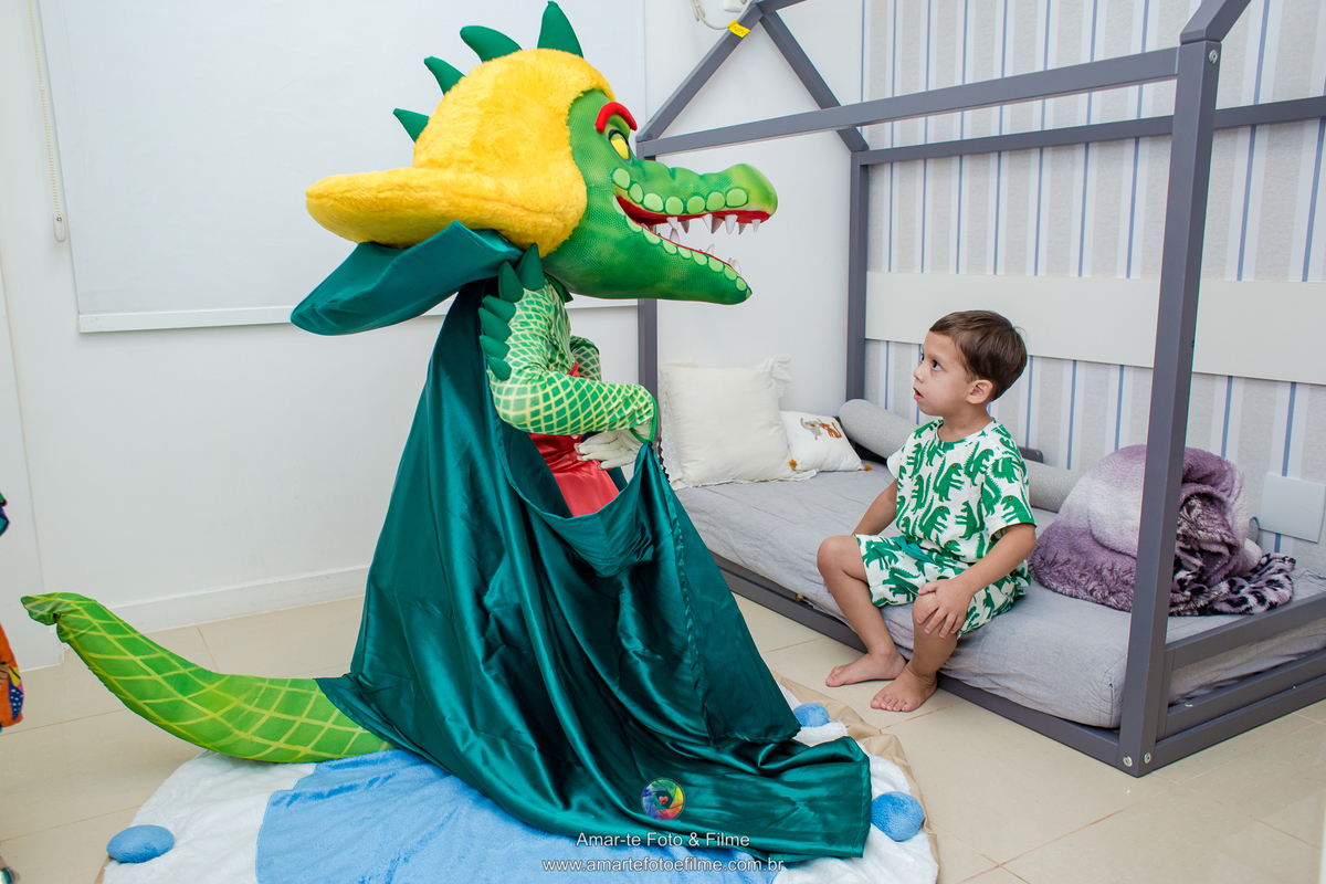 festa infantil sitio do pica pau amarelo em casa decoração saci cuca emilia narizinho menina recreio dos bandeirantes barra da tijuca rio de janeiro