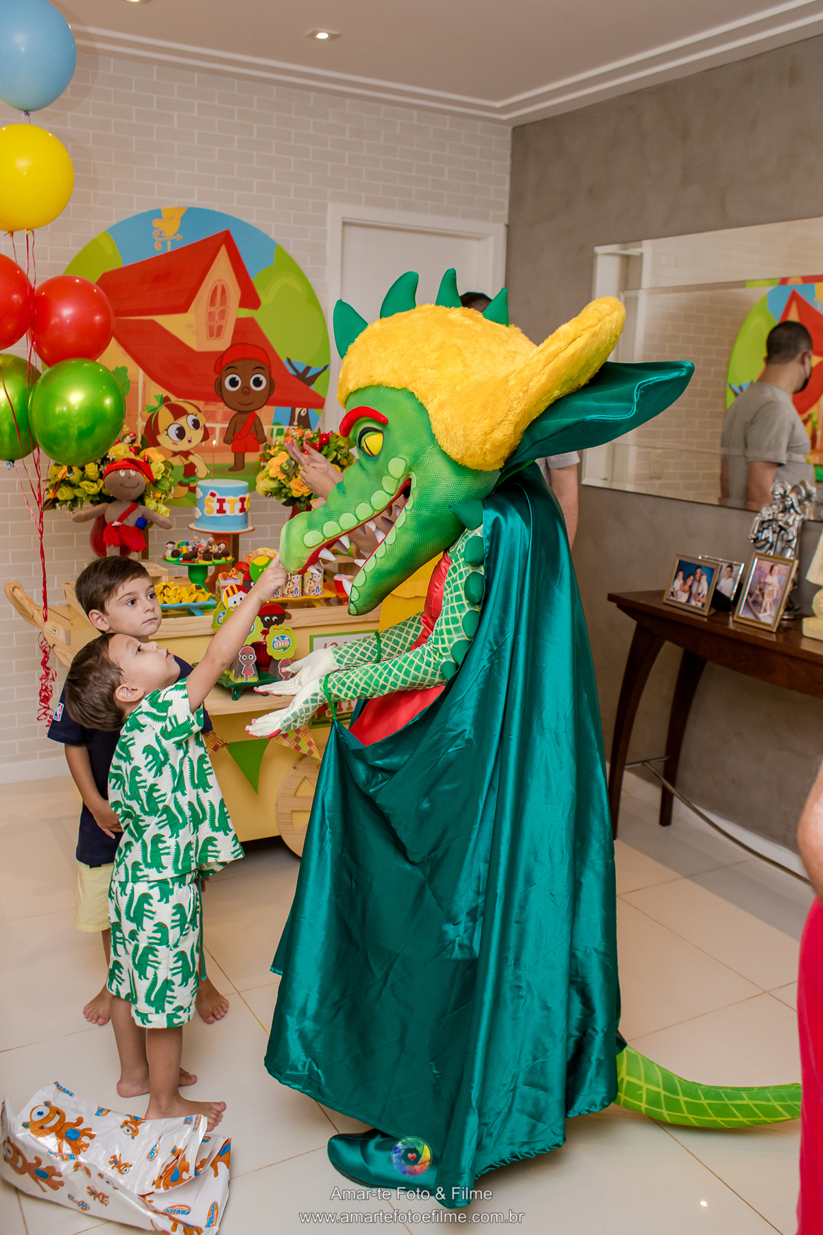 festa infantil sitio do pica pau amarelo em casa decoração saci cuca emilia narizinho menina recreio dos bandeirantes barra da tijuca rio de janeiro
