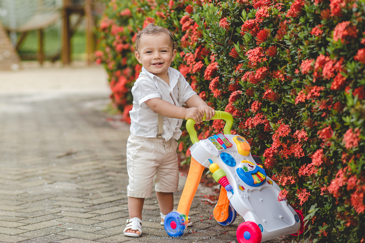 ensaio infantil familia menino cidade jardim barra da tijuca rio de janeiro rio 2 ao ar livre externo batismo ensaio batismo
