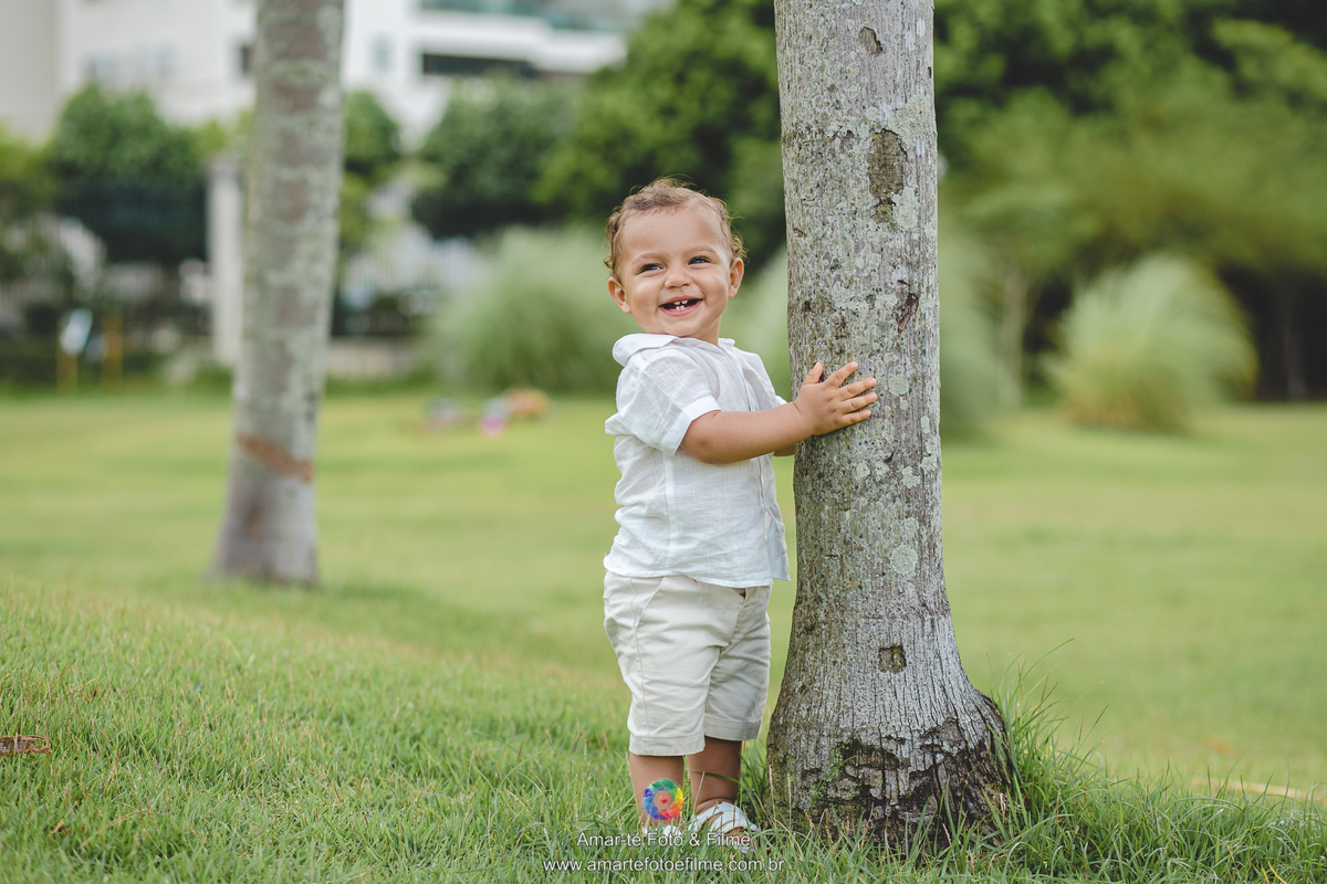 ensaio infantil familia menino cidade jardim barra da tijuca rio de janeiro rio 2 ao ar livre externo batismo ensaio batismo