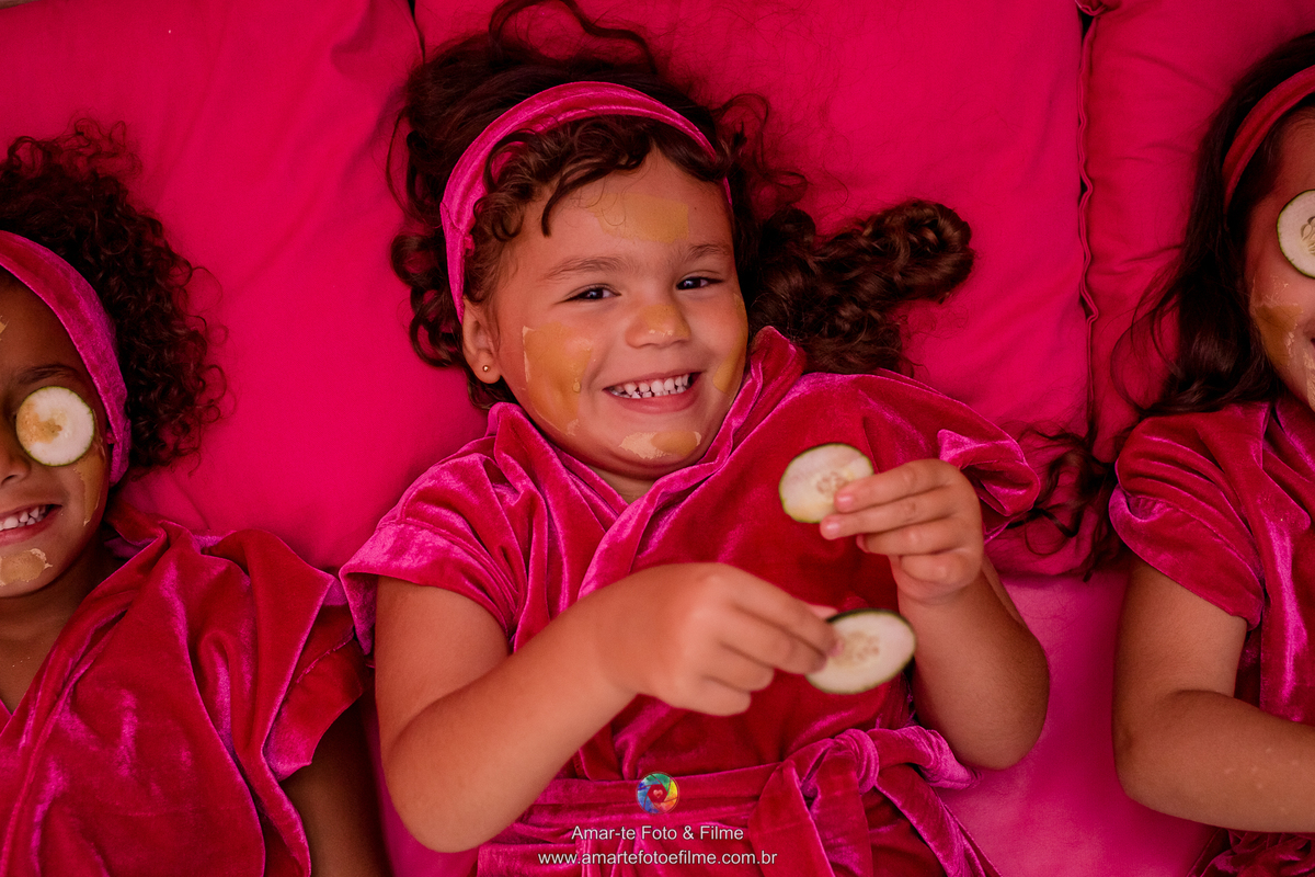 festa infantil princesas espaço bdreams barra da tijuca chá spa disney cinderela tiana ariel bela aurora branca de neve jasmine bela adormecida frozen