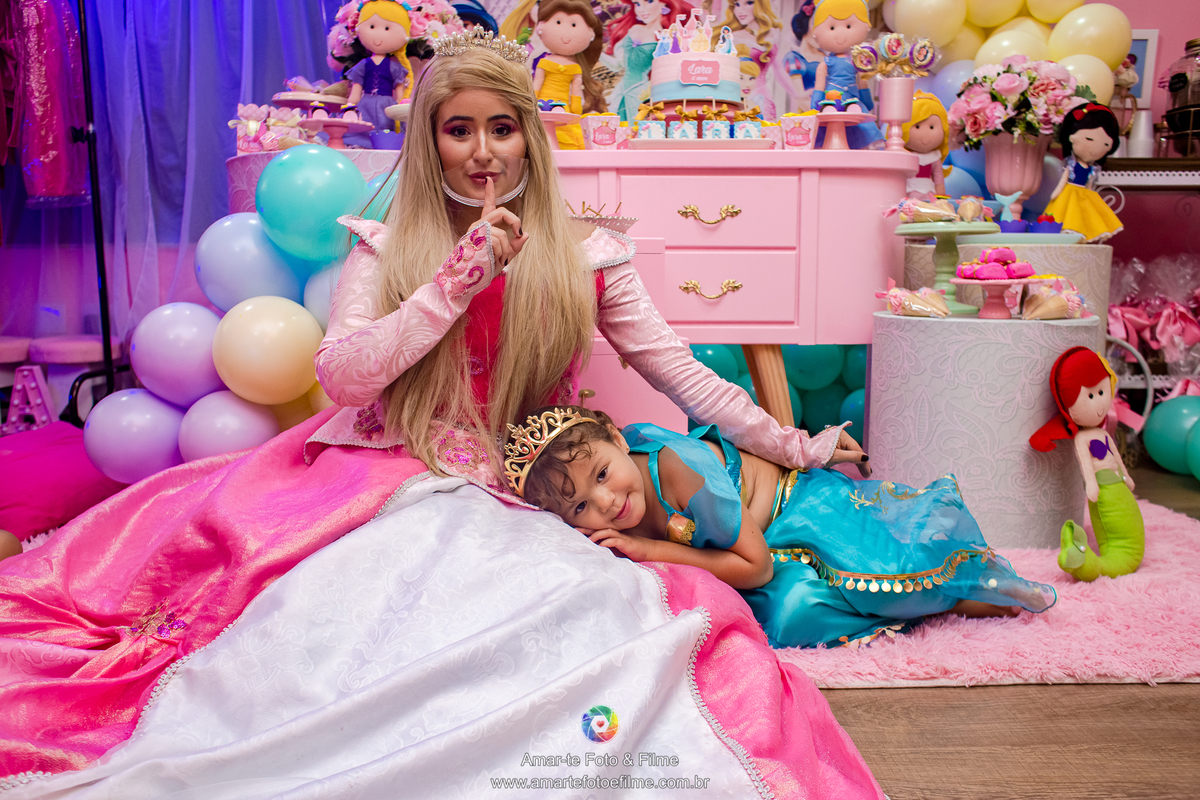 festa infantil princesas espaço bdreams barra da tijuca chá spa disney cinderela tiana ariel bela aurora branca de neve jasmine bela adormecida frozen