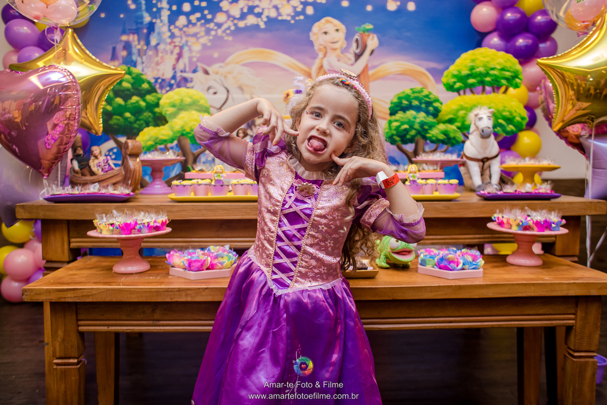 festa infantil princesas rapunzel kids park casa shopping menina cinco anos