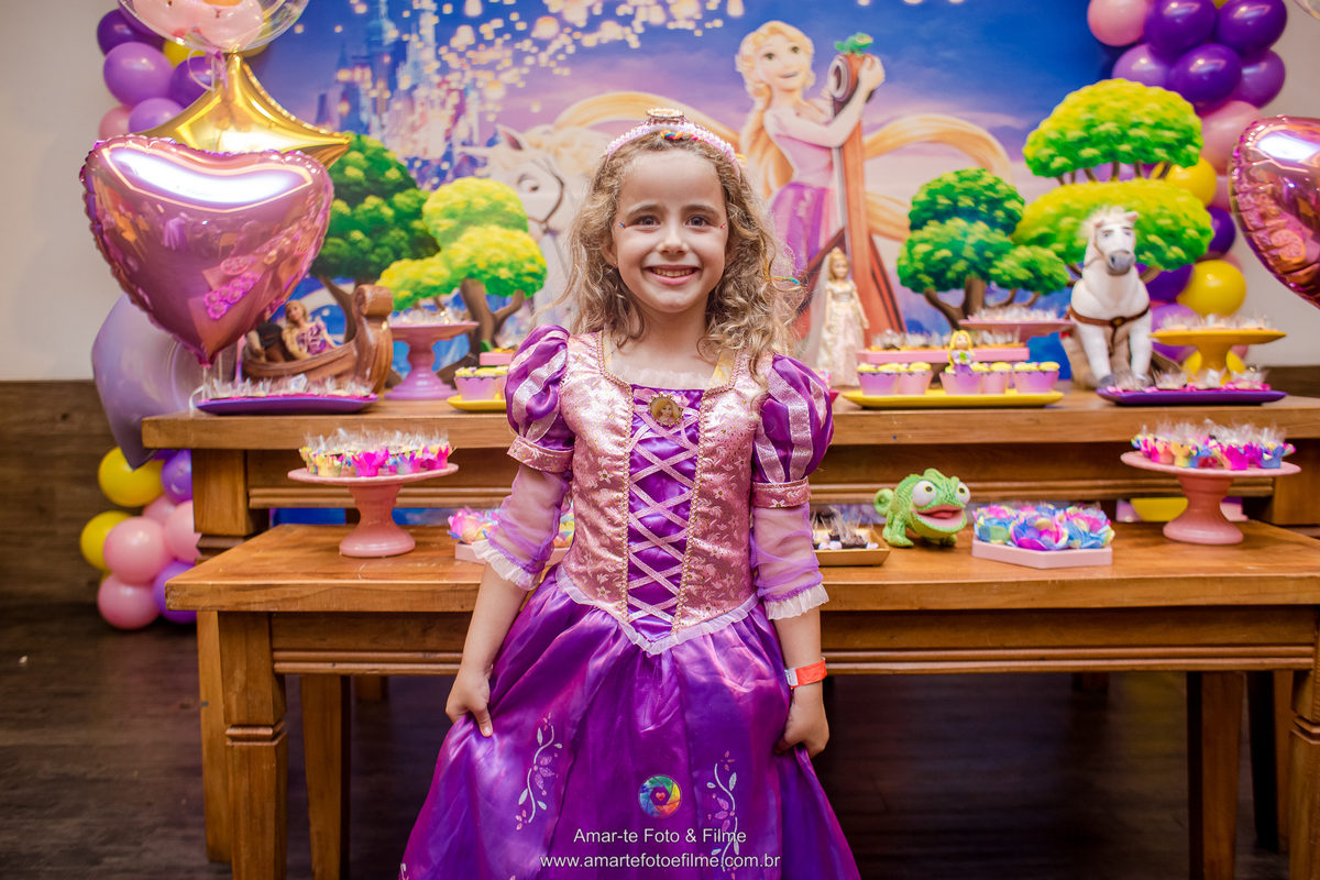 festa infantil princesas rapunzel kids park casa shopping menina cinco anos