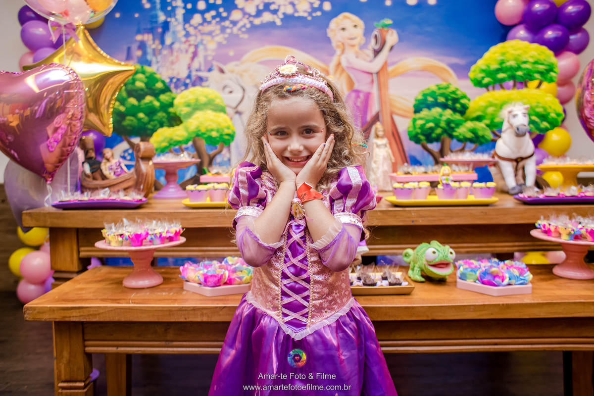 festa infantil princesas rapunzel kids park casa shopping menina cinco anos