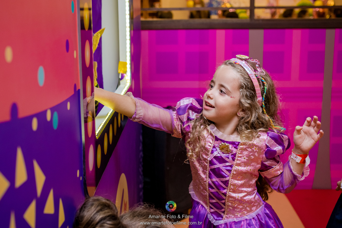 festa infantil princesas rapunzel kids park casa shopping menina cinco anos