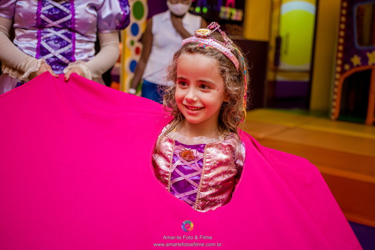 festa infantil princesas rapunzel kids park casa shopping menina cinco anos