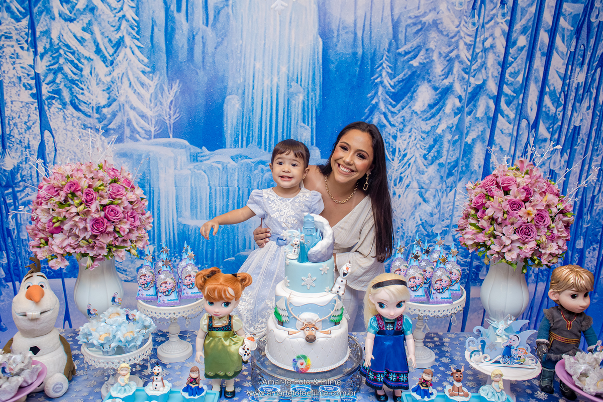 fotografo festa infantil frozen anna elsa rio de janeiro maui mesa do bolo kids park barra da tijuca casa shopping decoração