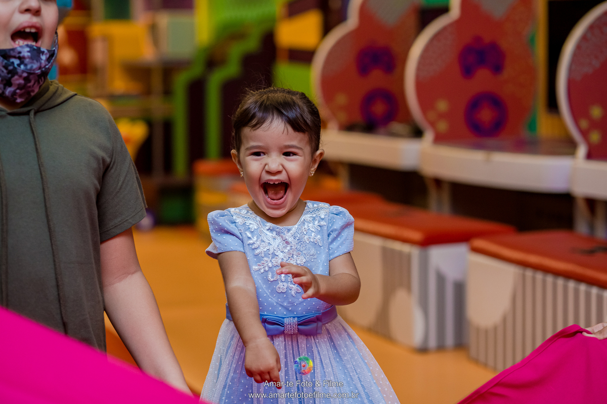 fotografo festa infantil frozen anna elsa rio de janeiro maui mesa do bolo kids park barra da tijuca casa shopping decoração