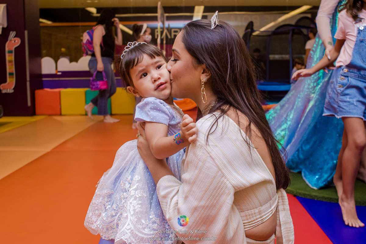 fotografo festa infantil frozen anna elsa rio de janeiro maui mesa do bolo kids park barra da tijuca casa shopping decoração