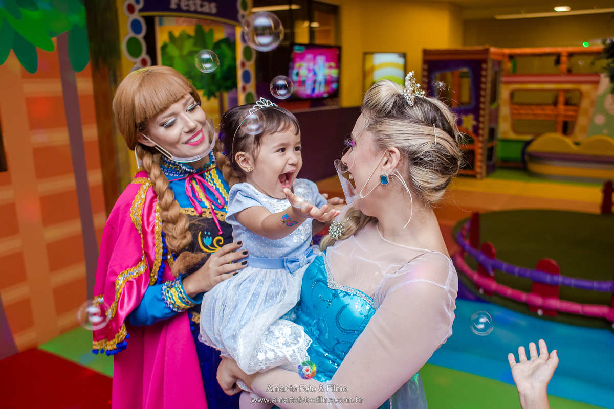 fotografo festa infantil frozen anna elsa rio de janeiro maui mesa do bolo kids park barra da tijuca casa shopping decoração