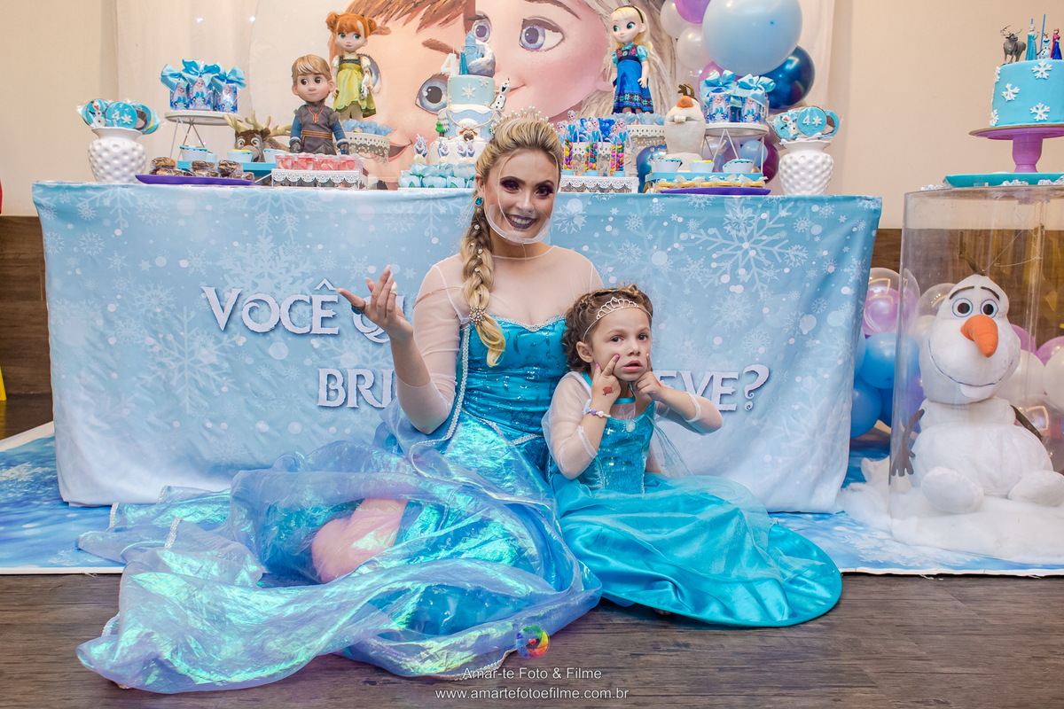 fotografo festa infantil frozen anna elsa rio de janeiro maui mesa do bolo kids park barra da tijuca casa shopping decoração