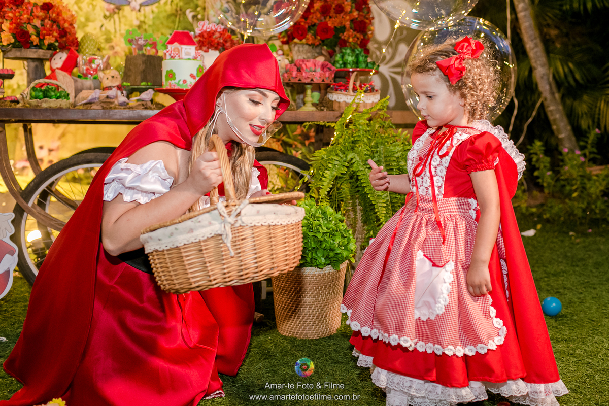 fotografo festa infantil chapeuzinho vermelho menina roupa ideia decoração
