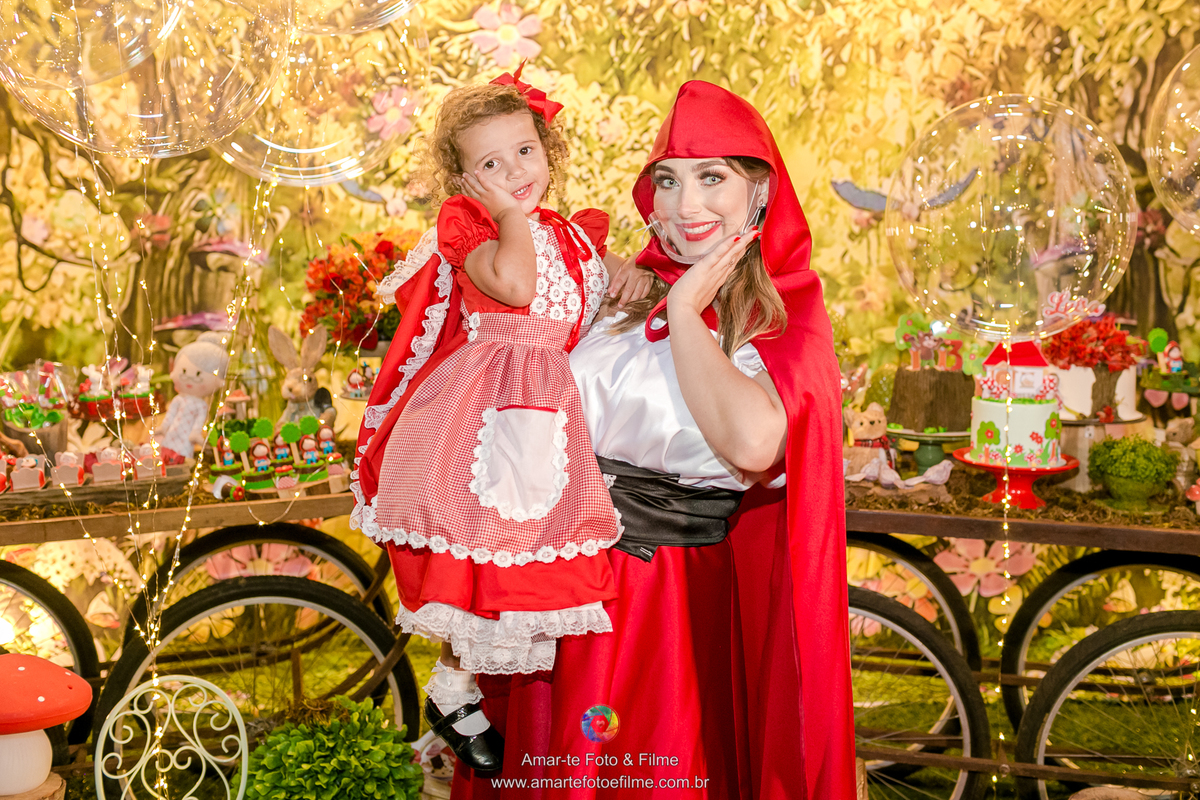 fotografo festa infantil chapeuzinho vermelho menina roupa ideia decoração