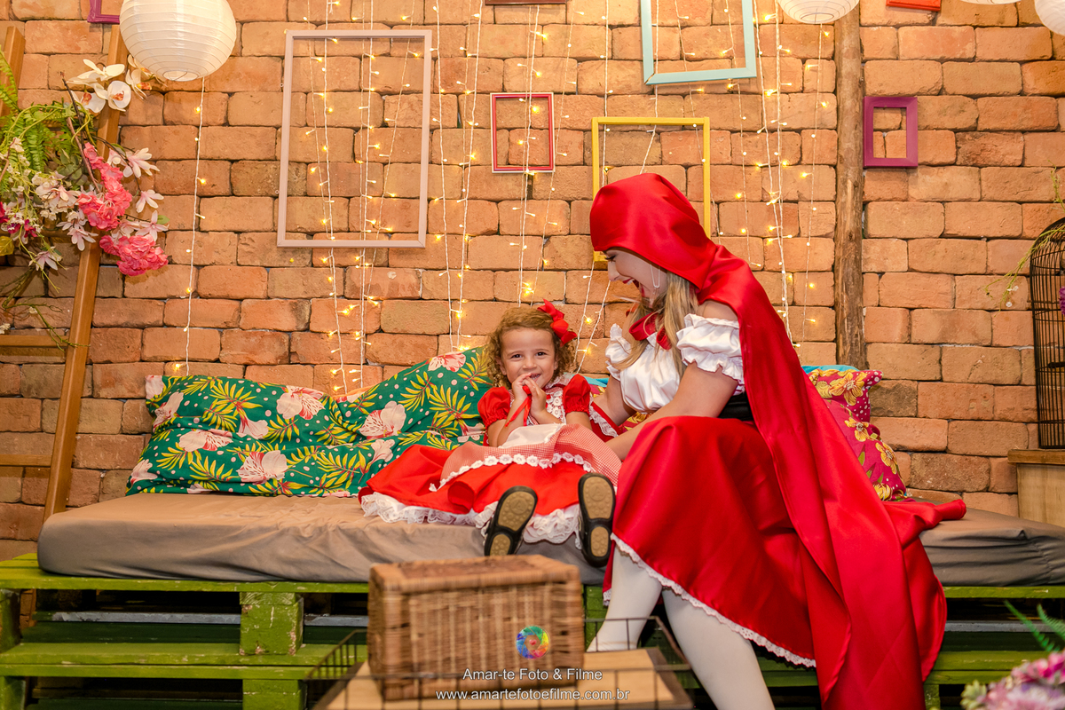 fotografo festa infantil chapeuzinho vermelho menina roupa ideia decoração