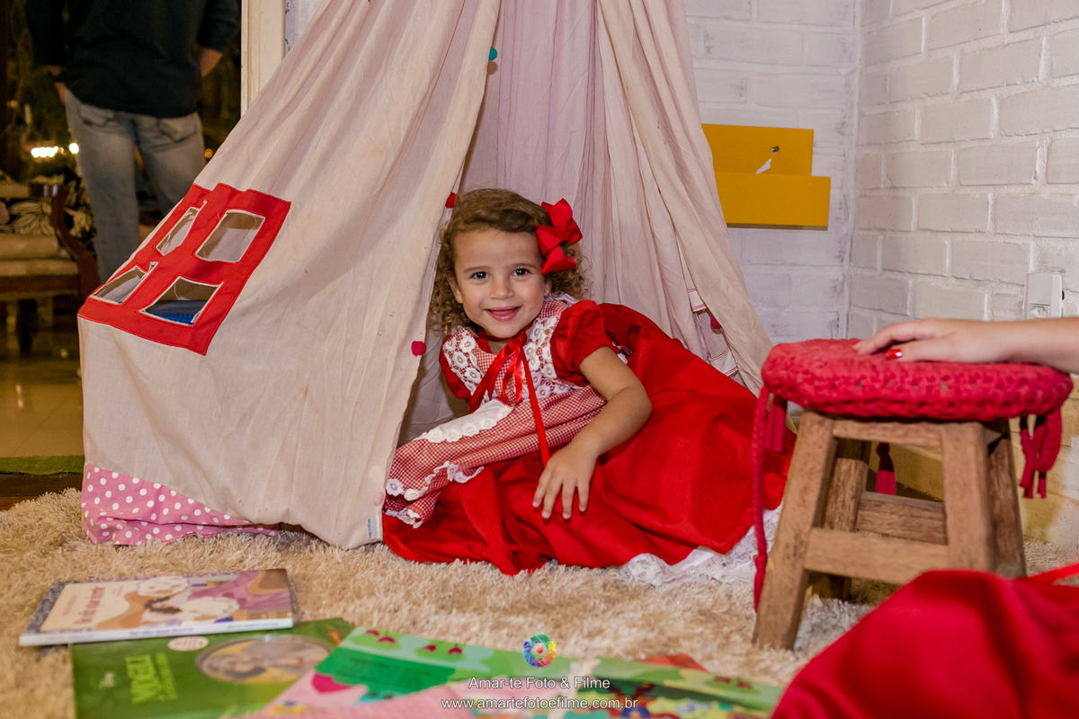 fotografo festa infantil chapeuzinho vermelho menina roupa ideia decoração