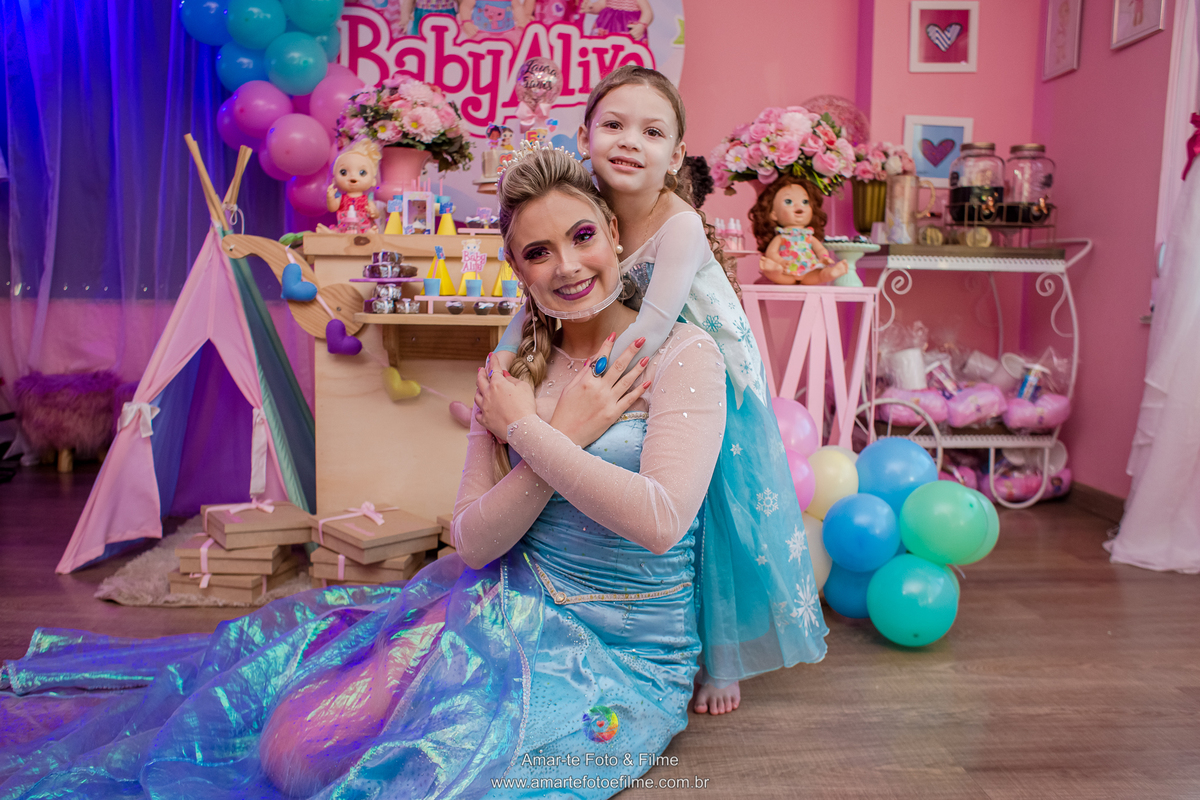 meninas spa frozen princesa personagem vivo pose foto ideias elsa