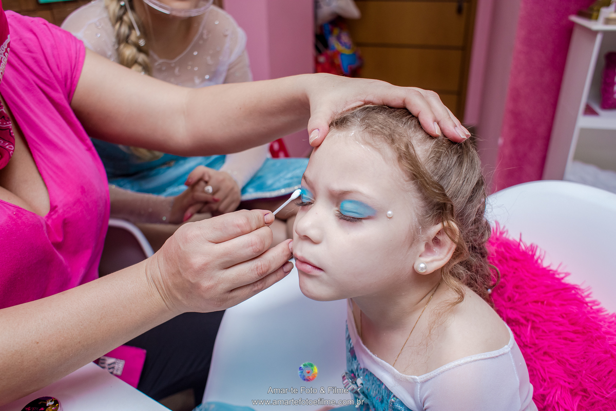 meninas spa frozen princesa personagem vivo pose foto ideias elsa