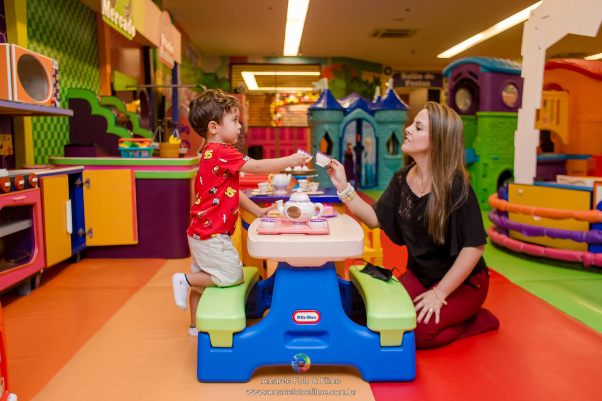 fesa infantil tema carros menino decoração fotografo criança brincando  kids park casa shopping