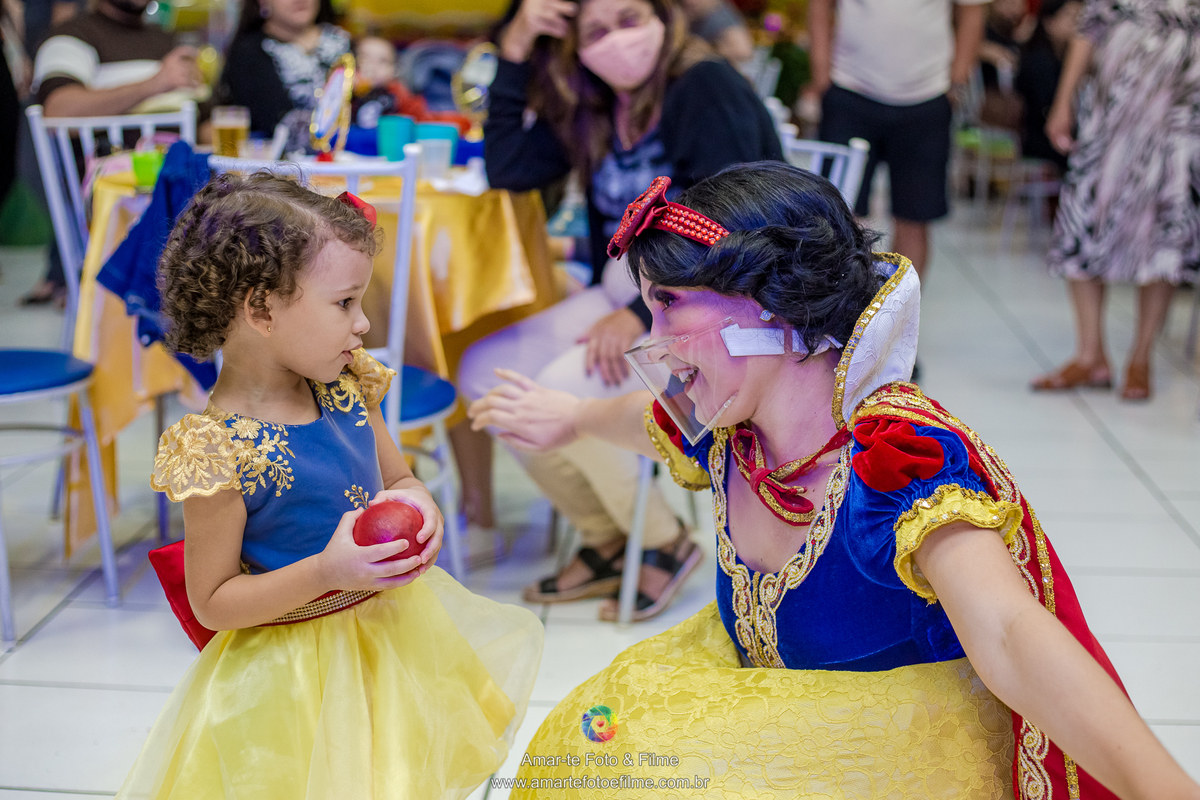 festa infantil branca de neve princesa personagem decoração fotos pose fotógrafo rio de janeiro rj