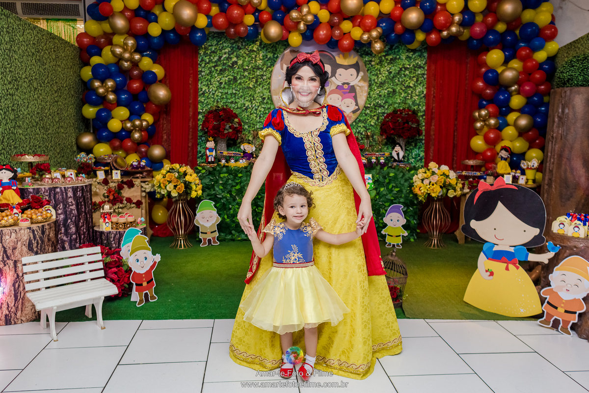 festa infantil branca de neve princesa personagem decoração fotos pose fotógrafo rio de janeiro rj