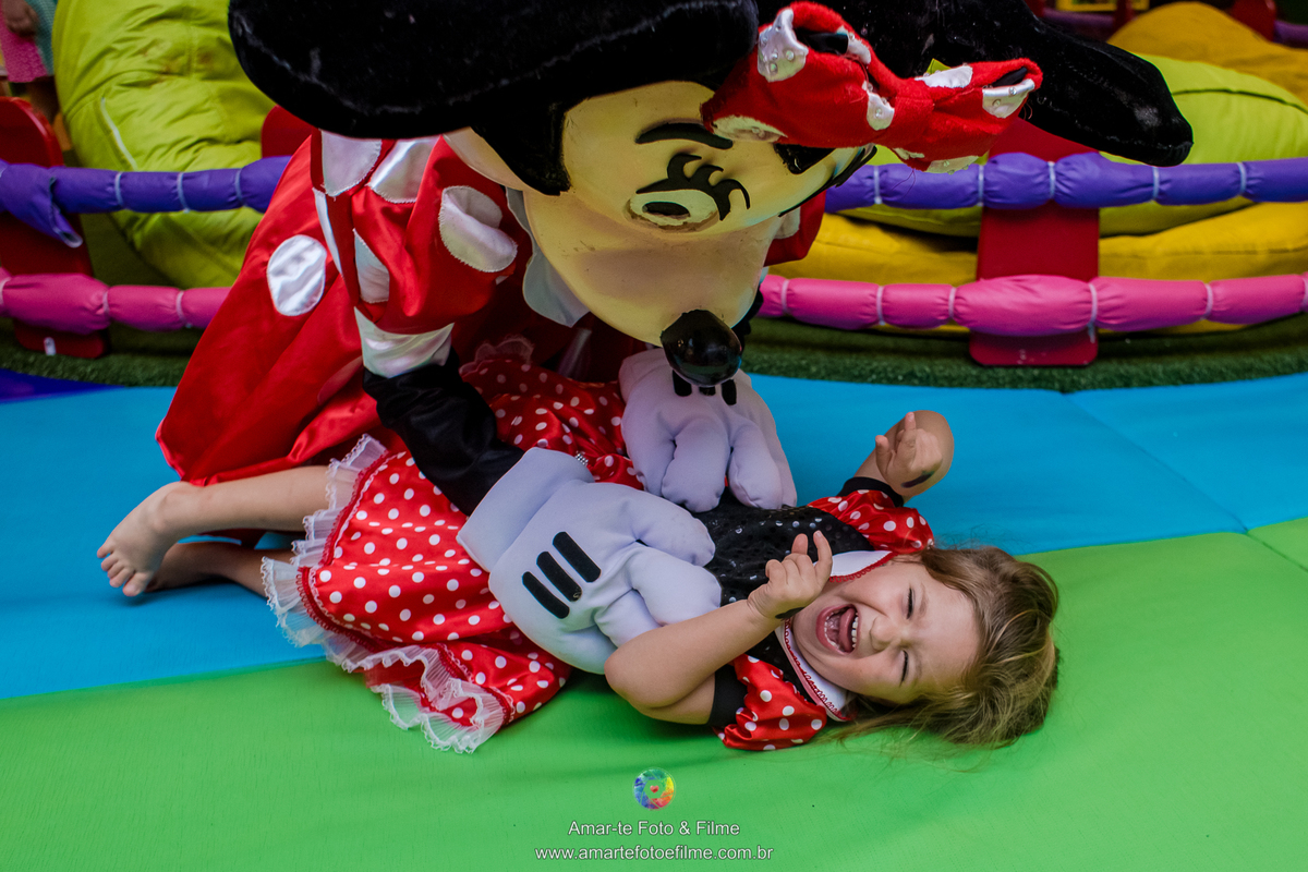 festa infantil mickey minnie decoração tema ideia poses familia fotografo de festas rj rio de janeiro