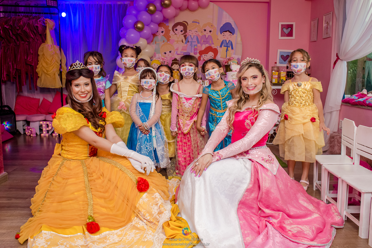 amigas, aurora, bdreams, bela, bia adhed, familia, festa, fotografo, maquiagem infantil, menina, ofuro, personagem vivo, poses, princesas, spa, spa infantil