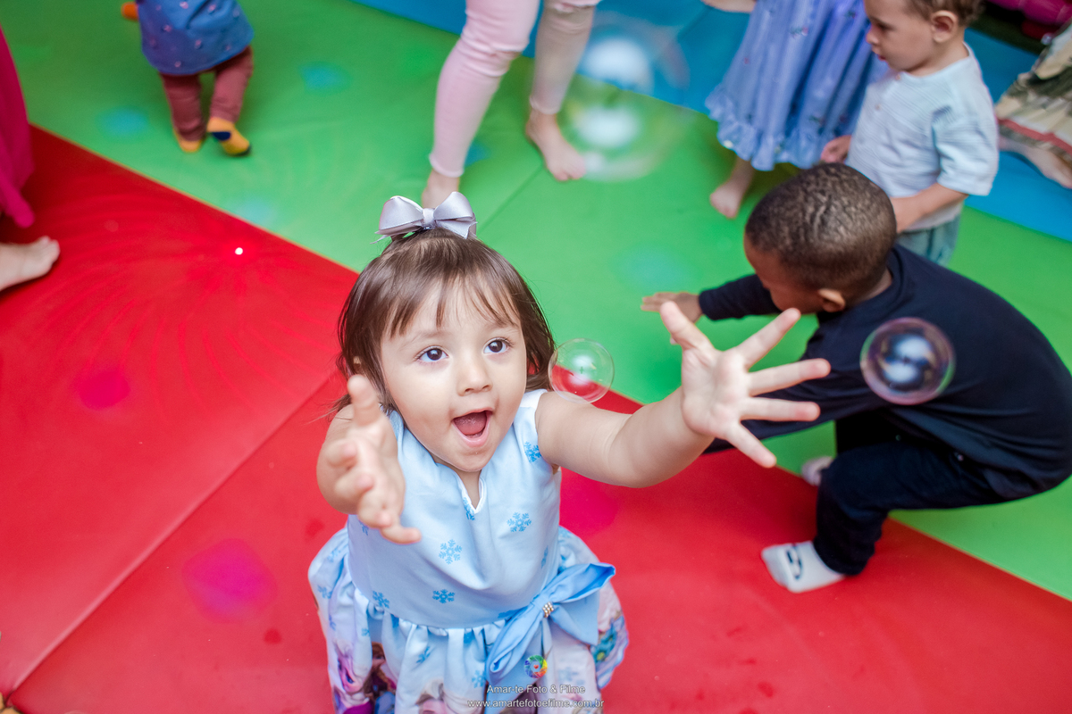 fotografo festa infantil tema decoração frozen anna elsa kids park rio familia poses sorrisos