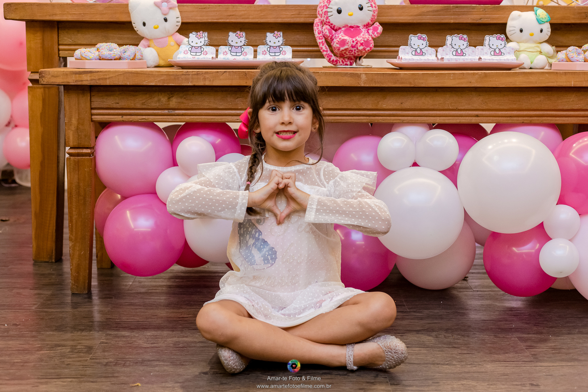 festa infantil menina hello kitty barra recreio fotografo familia decoração ideias rj rio de janeiro cassa shopping kids park