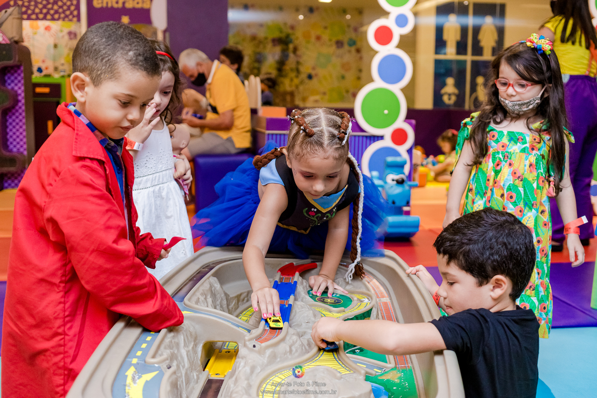 festa, infantil, frozen, anna, elsa, kids park rio, barra da tijuca, recreio dos bandeiros, jacarepagua, rio de janeiro, rj, fotógrafo, fotografia,familia, menina, divertindo, alegria