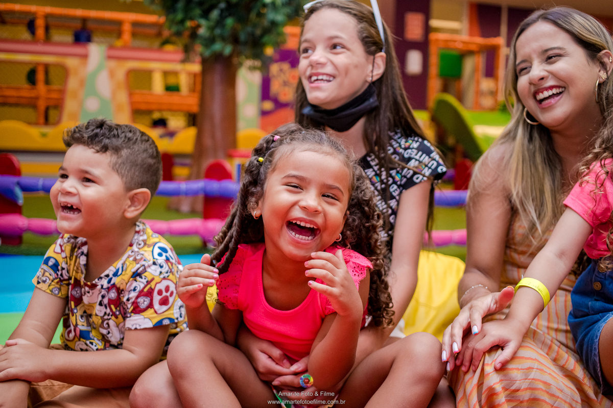 amar-te foto e filme, barra da tijuca, casa shopping, decoração, festa, fotógrafo, galinha pintadinha, infantil, kids park rio, menino, recreio dos bandeirantes, rio de janeiro, rj