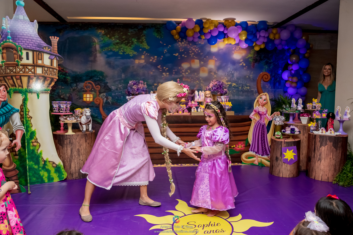 casa de festas, decoração, fantasia, festa, festa e aventura, fotógrafo amar-te foto e filme, infantil, menina, personagem vivo, rapunzel