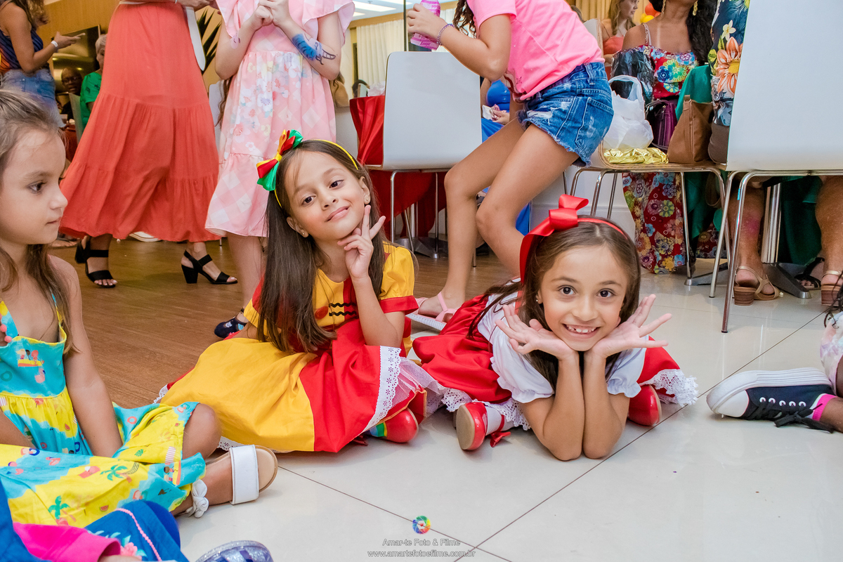 festa, infantil, irmãs, familia, emilia, sitio do pica pau amarelo, narizinho, fantasias, brincadeiras, meninas, decoração, fotógrafo amar-te foto e filme, poses, recreio dos bandeirantes, recreio shopping, av henfil, festa em play, festa em casa