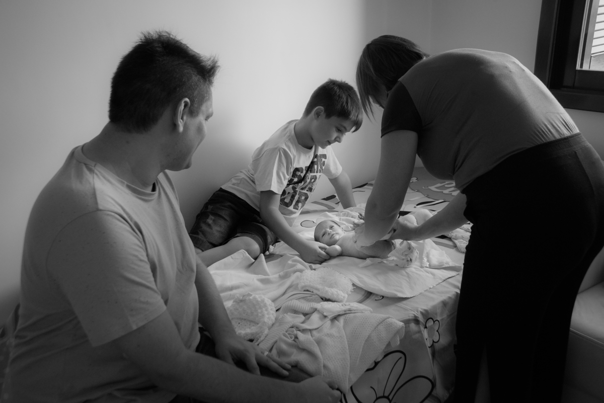 Newborn, recem nascida, book de menia e fotos de familia. Book em casa!