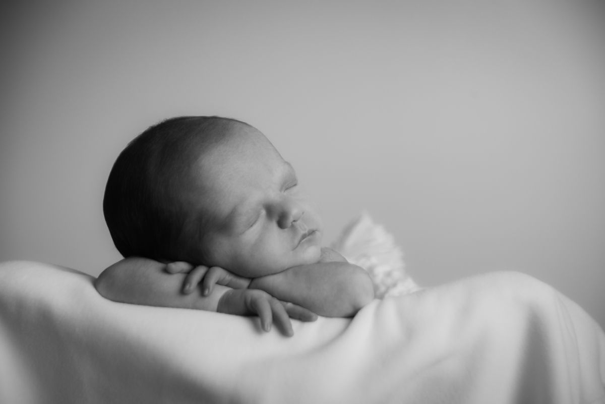 Newborn, recem nascida, book de menia e fotos de familia. Book em casa!