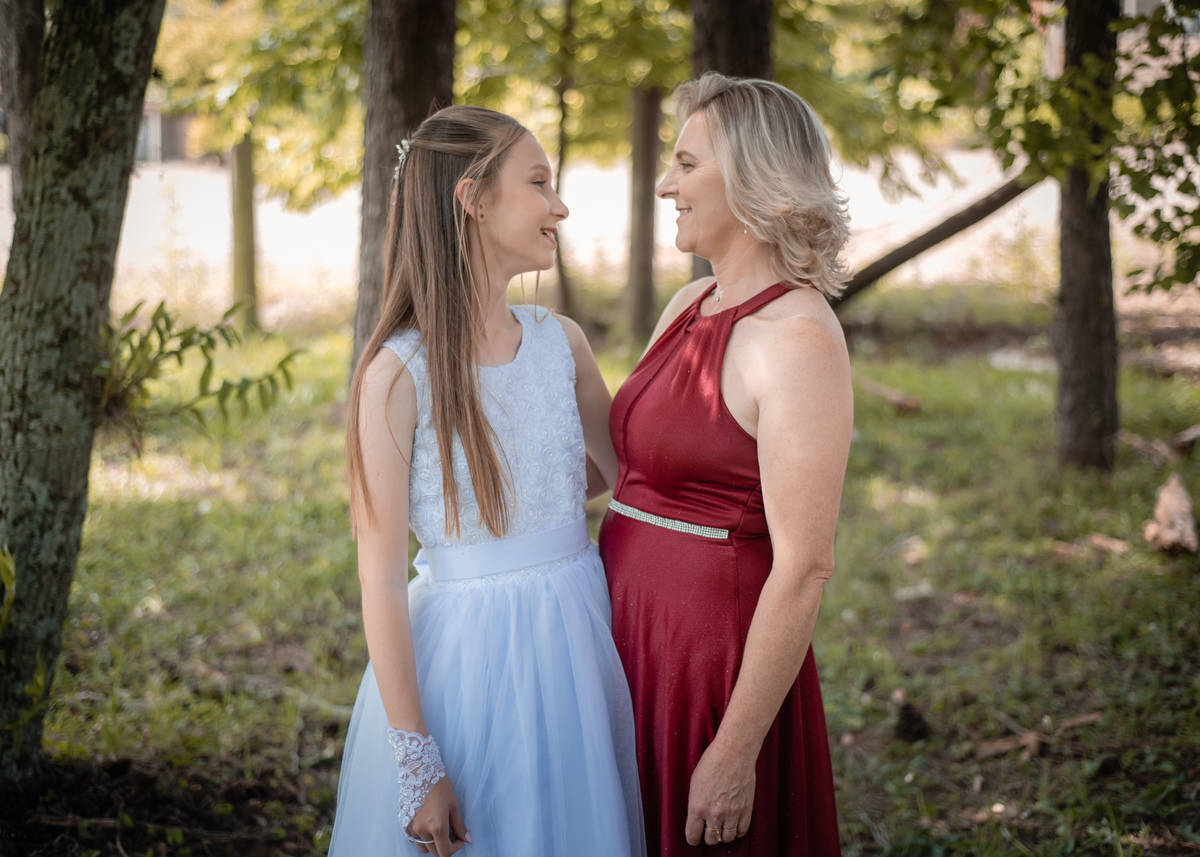 Fotos de familia na Primeira Eucaristia da Kelly Milena Froehlich 