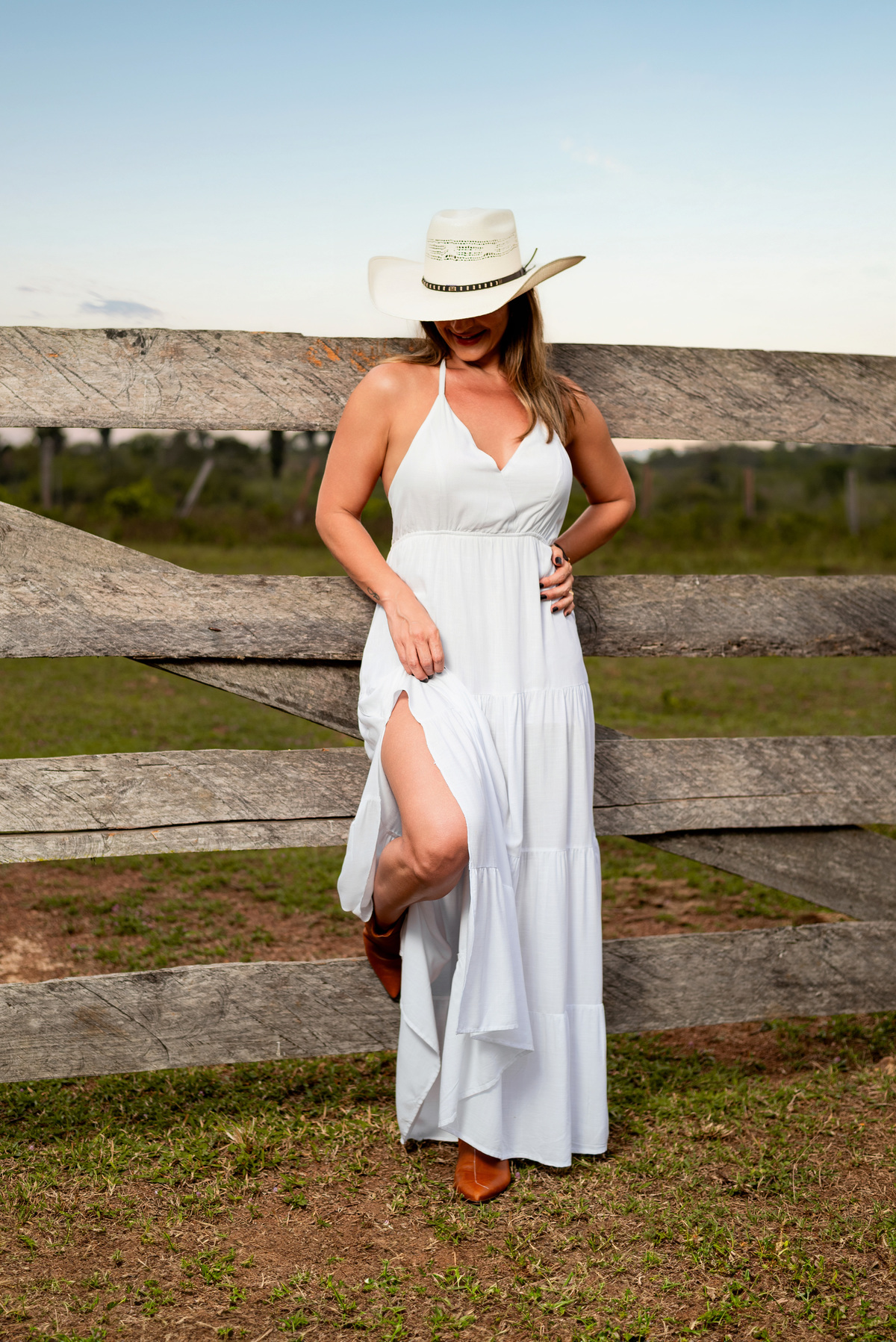 Ensaio adolescente em ambiente rural