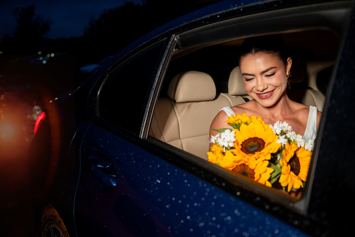 Entrada da noiva na cerimônia de casamento