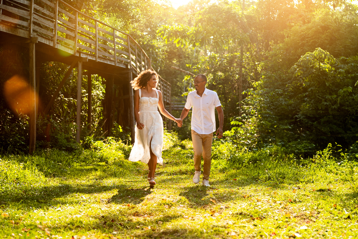 Ensaio de casamento em meio à natureza no Hotel de Selva Pakaas