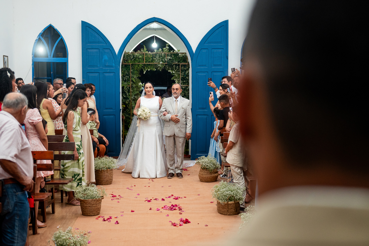 Entrada da noiva na igrejinha de Vila Murtinho