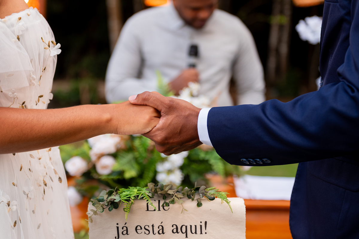 Troca de alianças no casamento em Guajará-Mirim