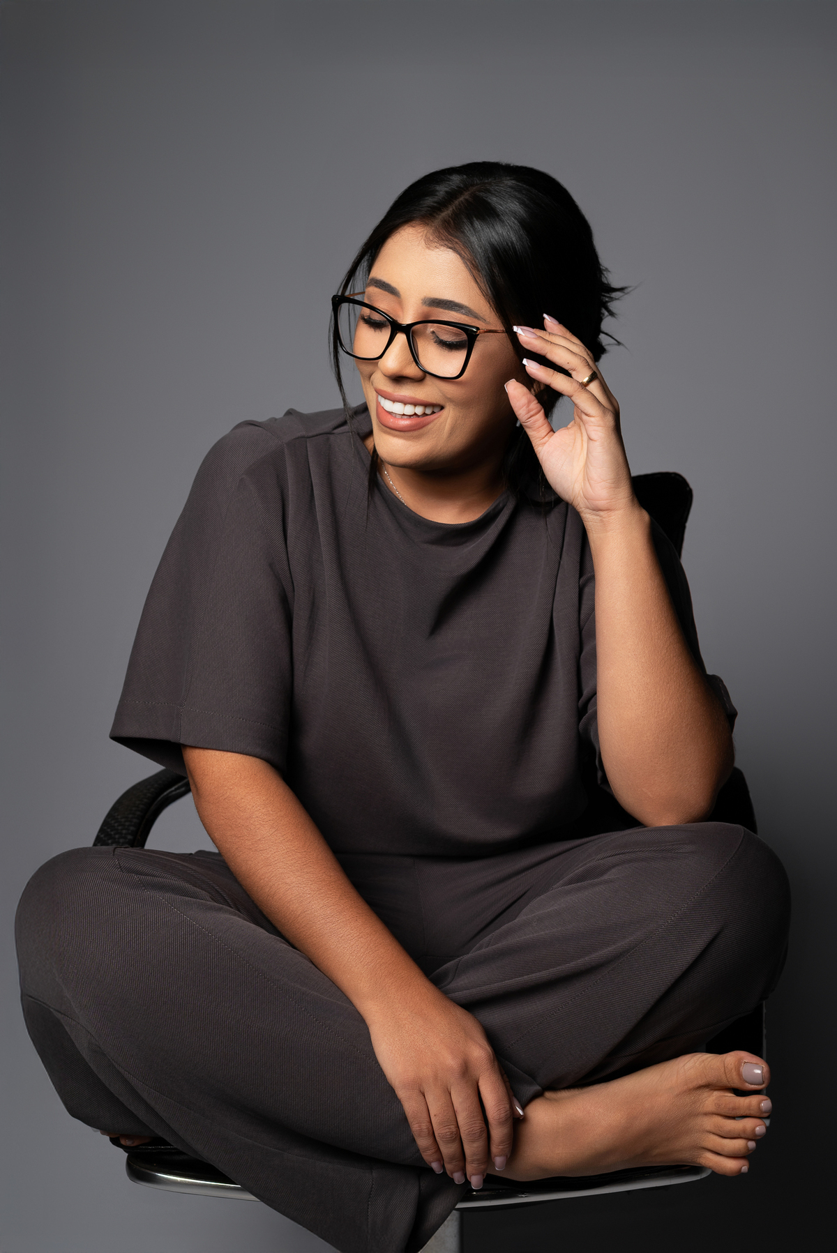 poses femininas em estúdio