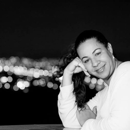 Sobre Cris Gomes Estudio e Fotografia