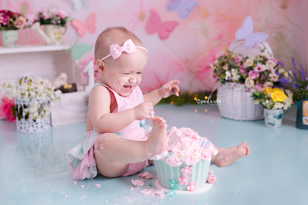 Smash_the_cake_BH_jardim_encantado_Laura_cake_smash