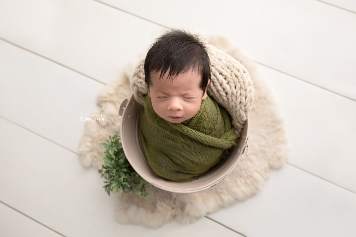 Newborn-bh-recem-nascido-rafael-15-dias-newborn-seguro-bh